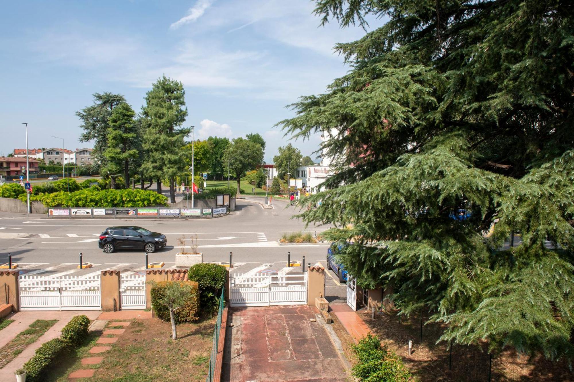 Villa Fenix Osio Sotto 2 מראה חיצוני תמונה